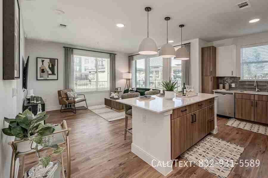 18320 Central Creek Dr - Photo 7 of 17