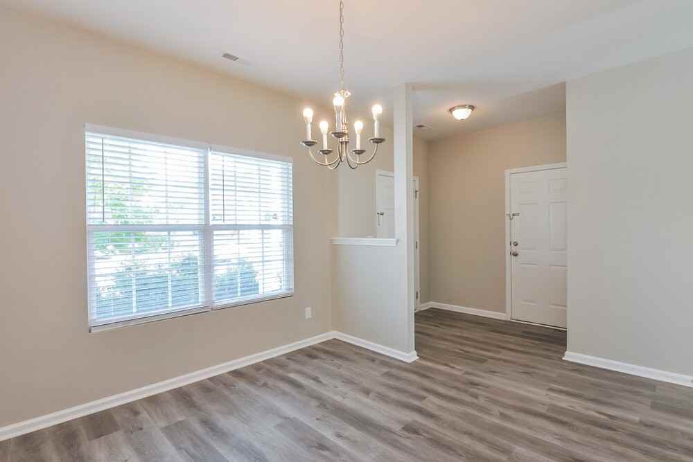 3728 Amistad Ln - Photo 6 of 17