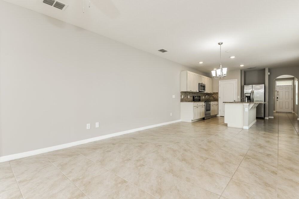 3263 Grouse Ave - Photo 5 of 15