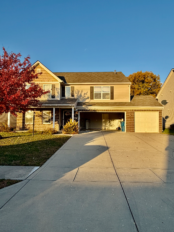 7952 Bombay Lane - Photo 2 of 20