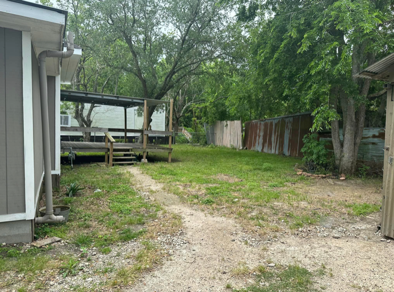 306 Sutton - Photo 3 of 12