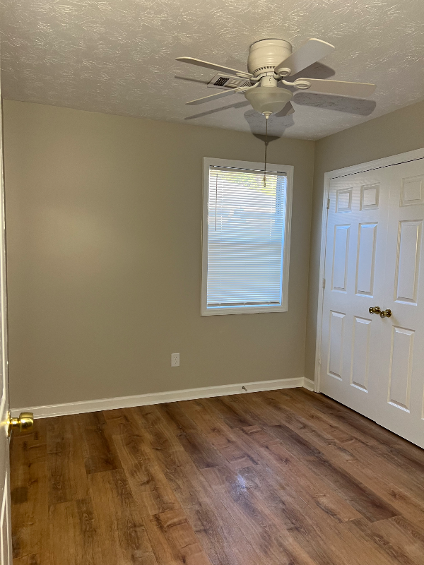 2144 Hunter Ct - Photo 4 of 16