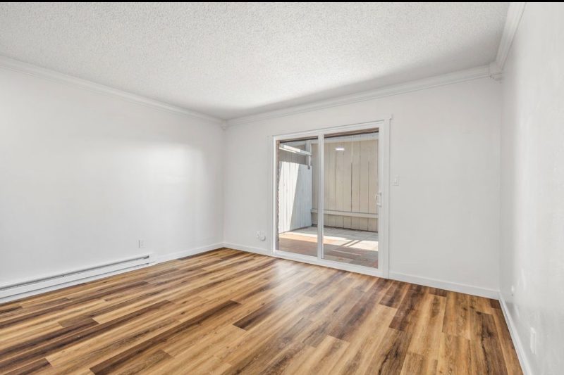 917 East Indiana Avenue #1 - Photo 2 of 6