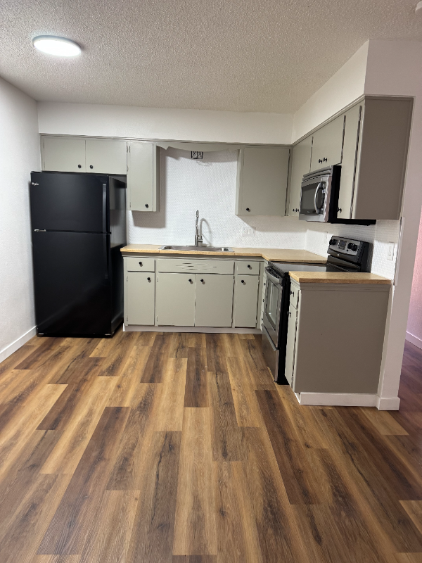 917 East Indiana Avenue #1 - Photo 6 of 6