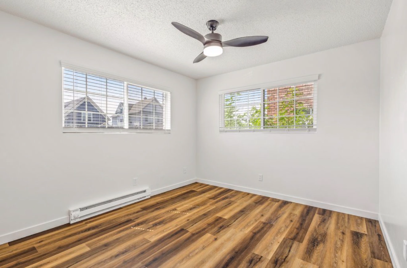 917 East Indiana Avenue #3 - Photo 3 of 4