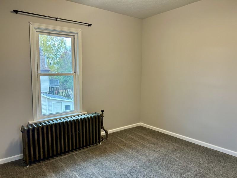 112 Rock St #2 - Photo 4 of 16