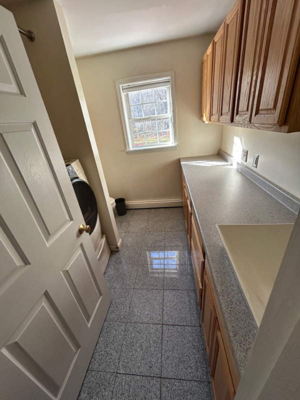 269 South Rd - Photo 3 of 14