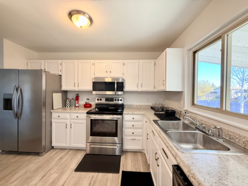 2708 West 98th Drive - Photo 5 of 19