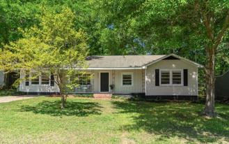 807 Crestview Dr - Photo 1 of 1