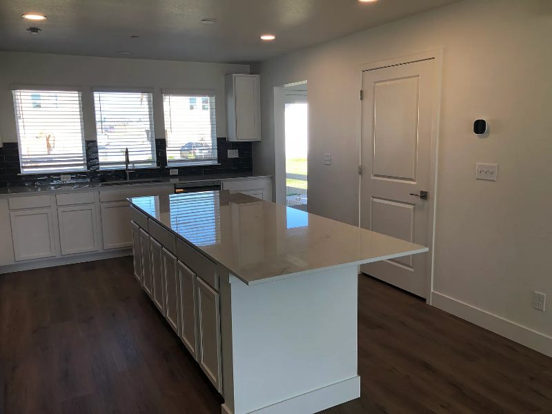 3260 Crusader St - Photo 4 of 16