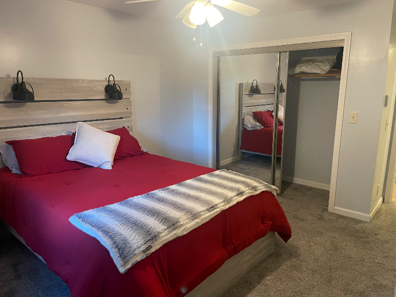 574A Burncoat St #5 - Photo 2 of 9