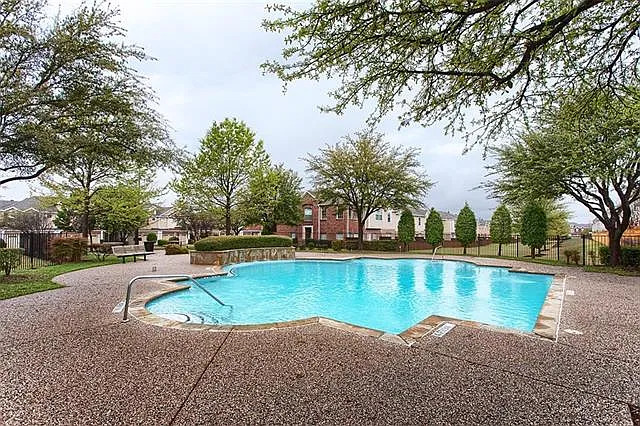 4601 Penelope Lane - Photo 5 of 18