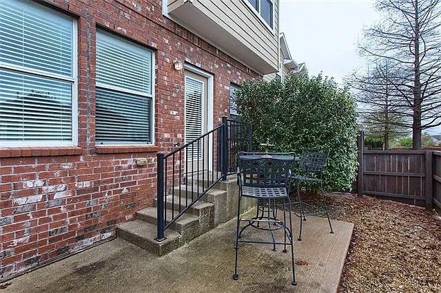 4601 Penelope Lane - Photo 7 of 18