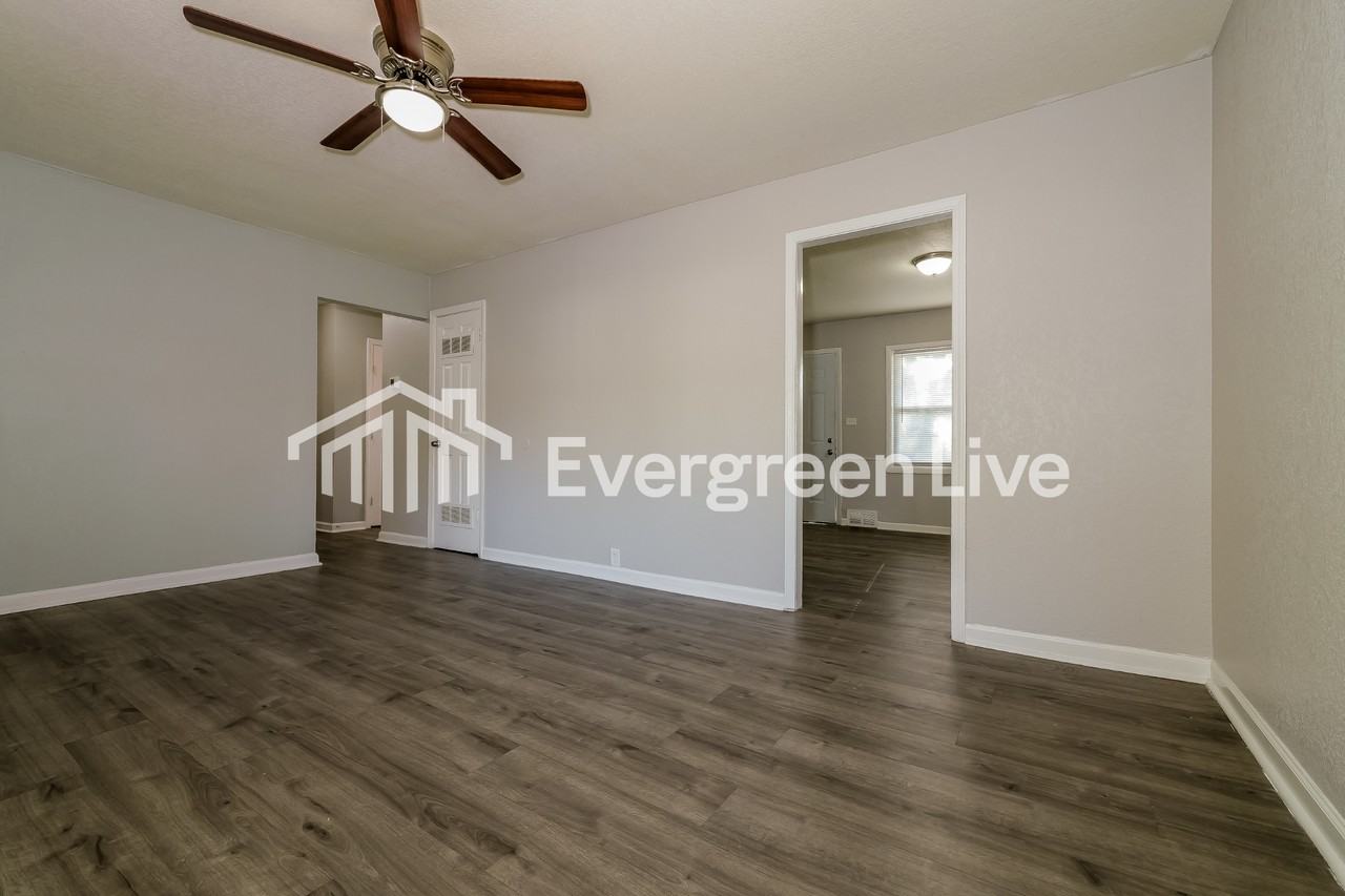 7103 E 112th St - Photo 4 of 15