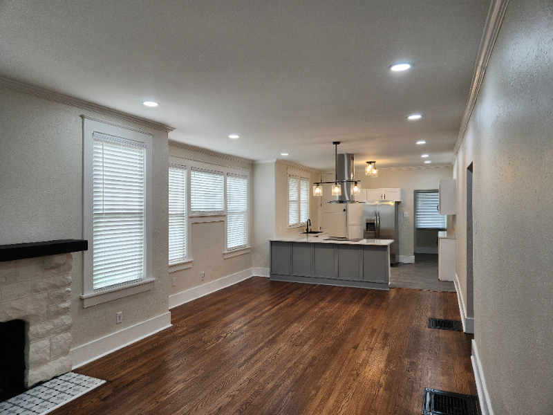 1531 Kendale Ave - Photo 2 of 7