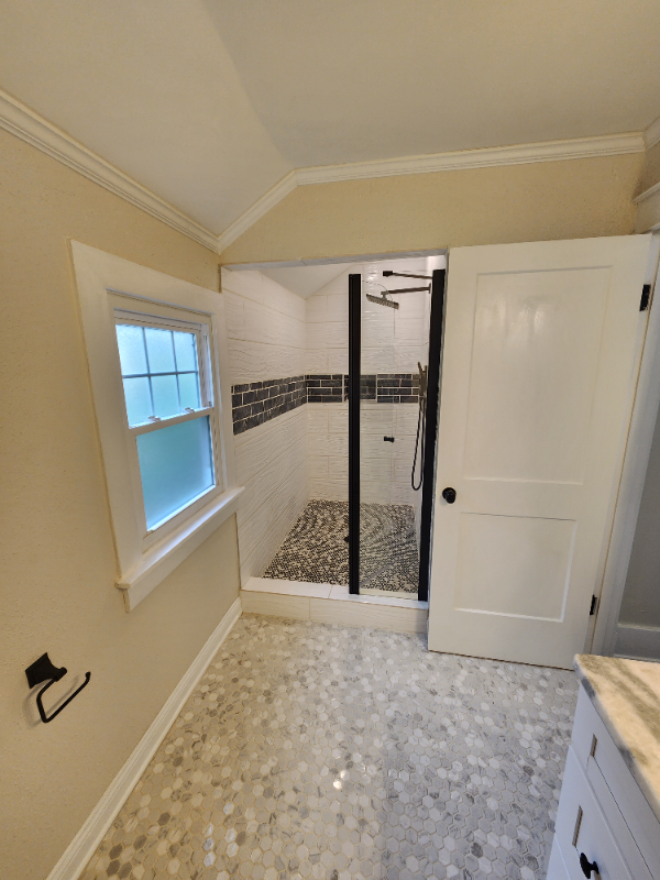 1531 Kendale Ave - Photo 5 of 7