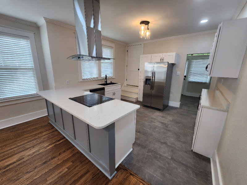 1531 Kendale Ave - Photo 6 of 7