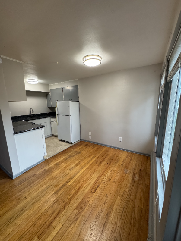 4746 22nd Avenue Northeast #4746-5 - Photo 2 of 12