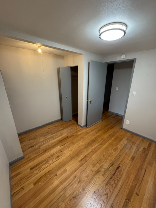 4746 22nd Avenue Northeast #4746-5 - Photo 7 of 12