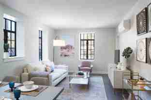 1964 W Diversey Pkwy - Photo 1 of 1