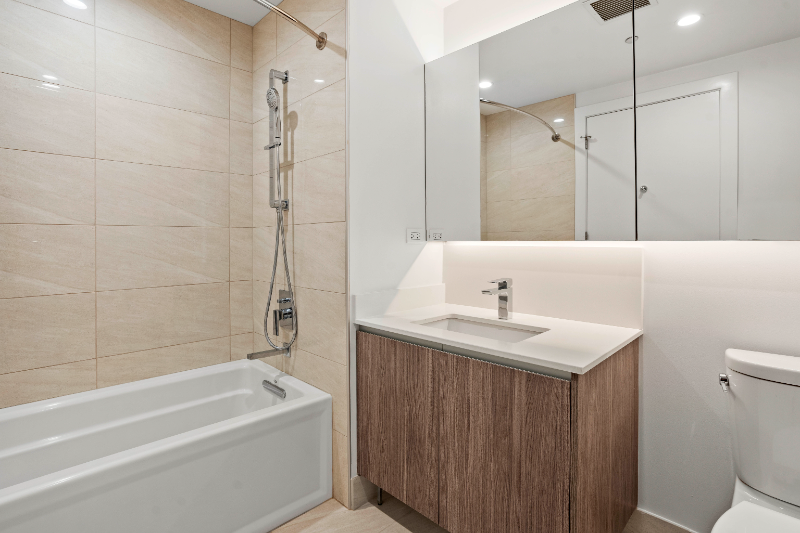 169 W Elm St - Photo 5 of 13