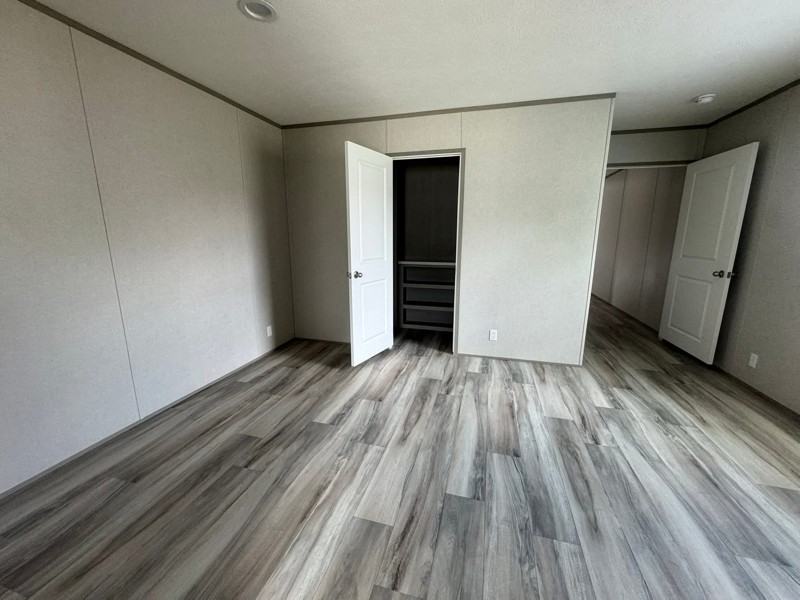 90 Peach St - Photo 5 of 13