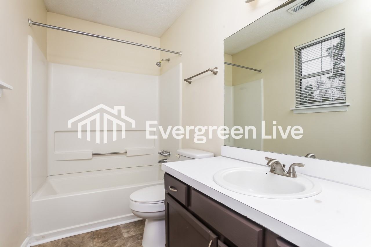 201 Ambling Cir - Photo 7 of 16