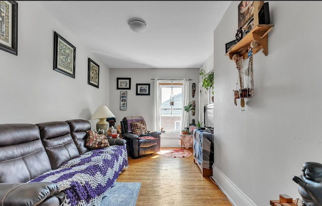 44 Catharine Street #B - Photo 3 of 17