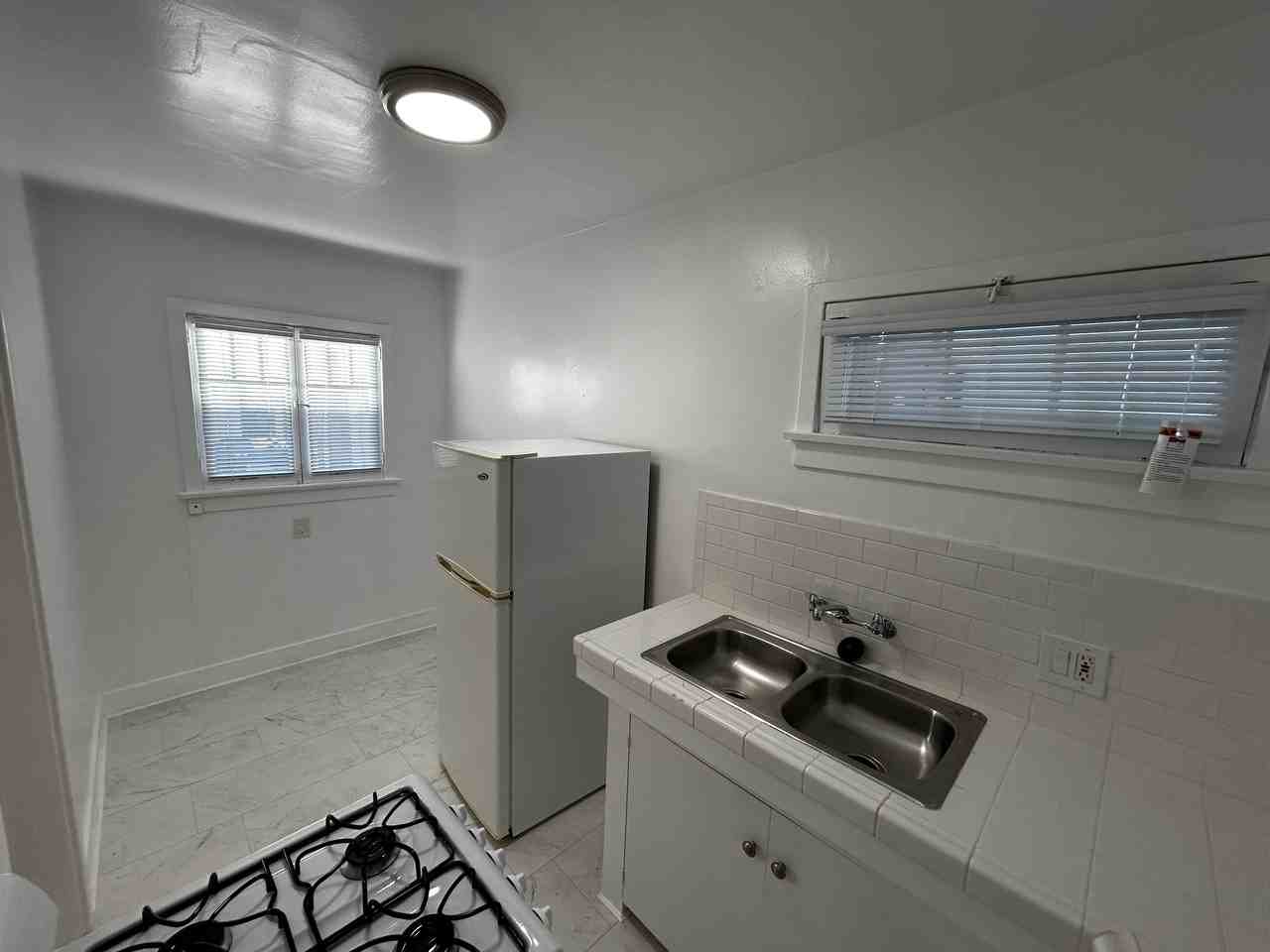 1232 18th Street #B - Photo 3 of 10