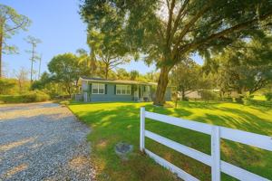 featured image of 2531 Byron St