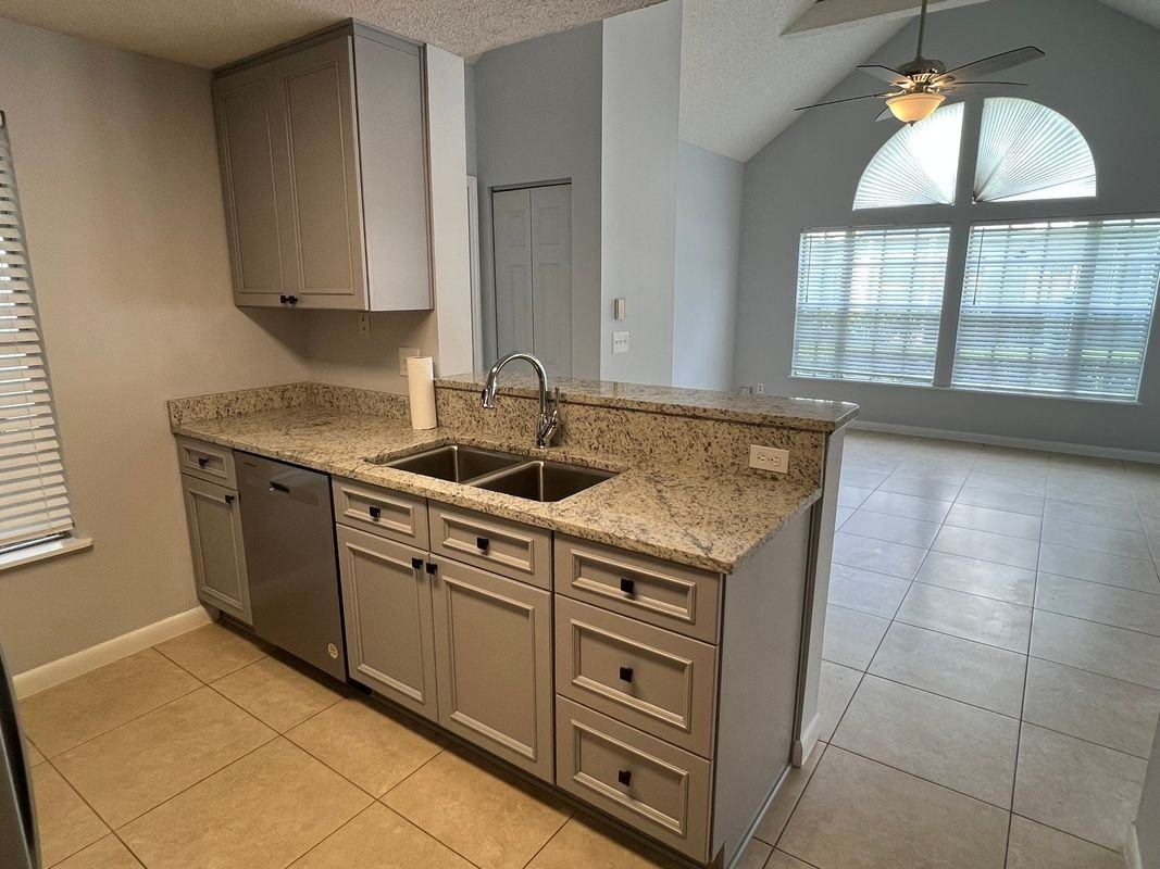 12135 Armenia Gables Circle - Photo 3 of 16