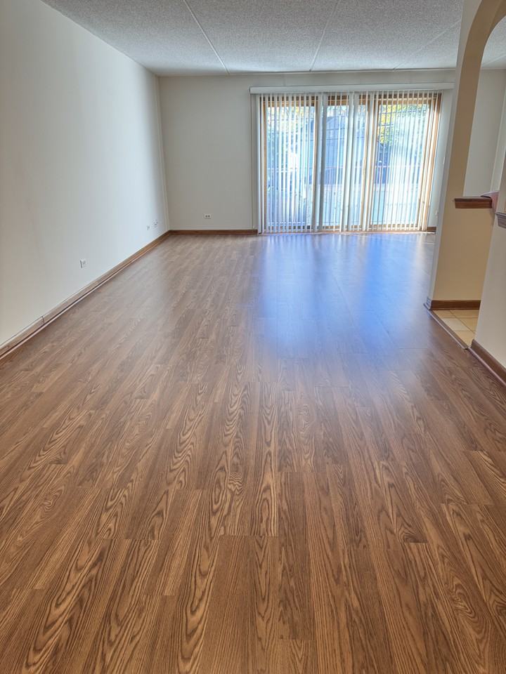 1433 Ashland Avenue #104 - Photo 3 of 9