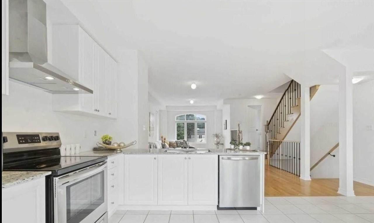 6D Parker Avenue - Photo 7 of 12