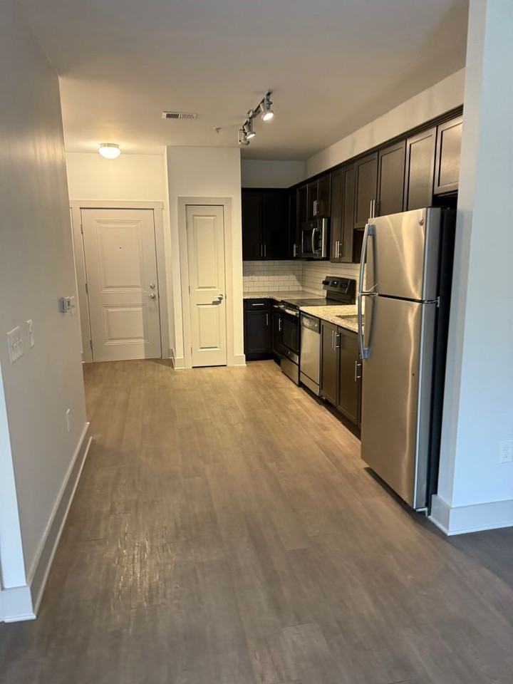 Heritage East Apartments - Photo 2 of 47