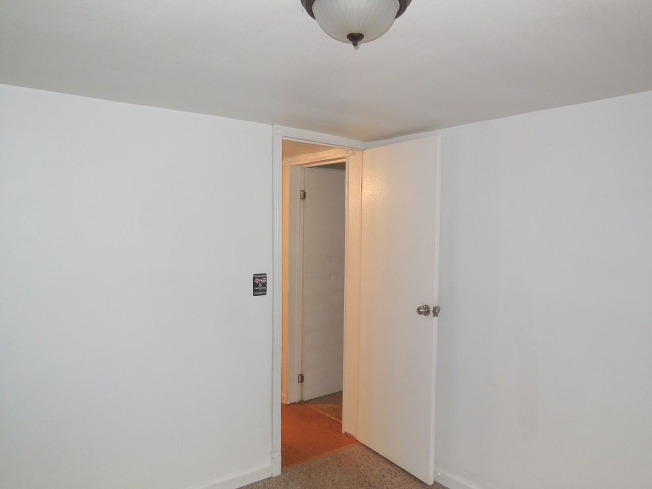 906 Powell Drive - Photo 7 of 12