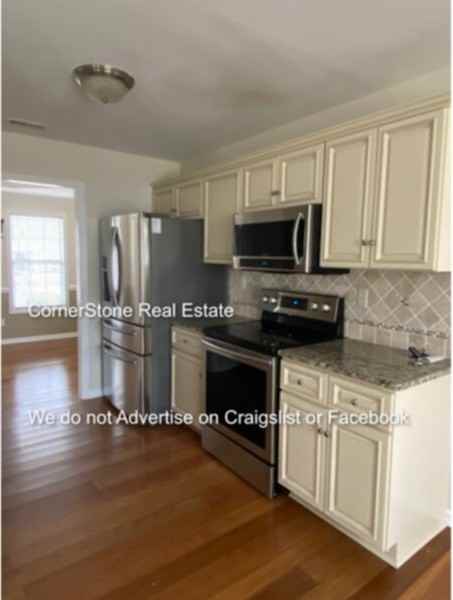 50 Breezewood Dr - Photo 2 of 40