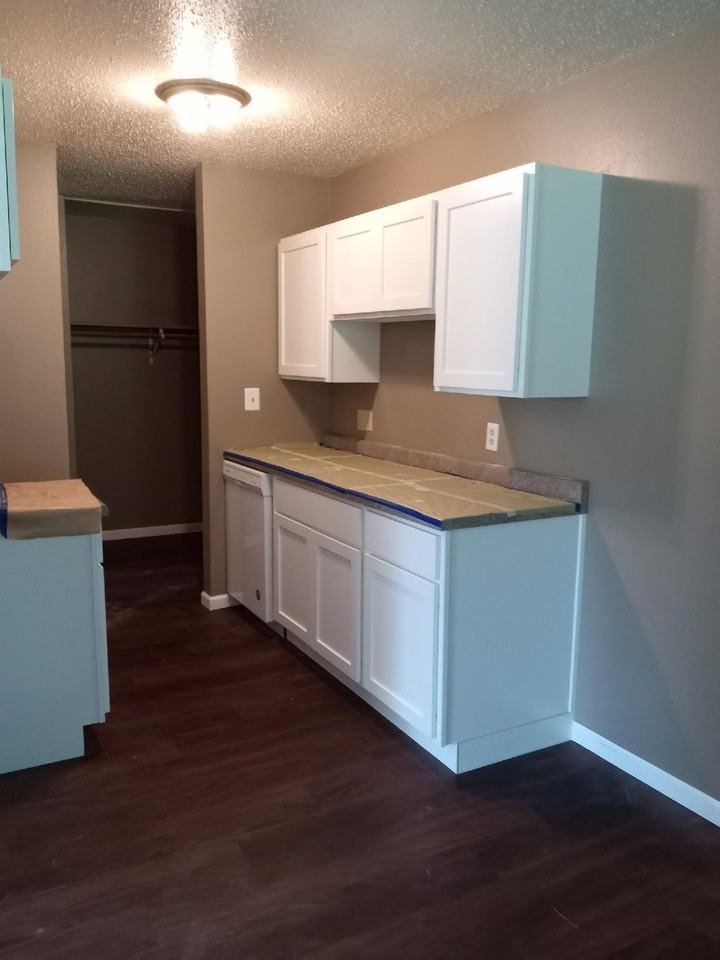 701 Lily Ln #303 - Photo 3 of 6