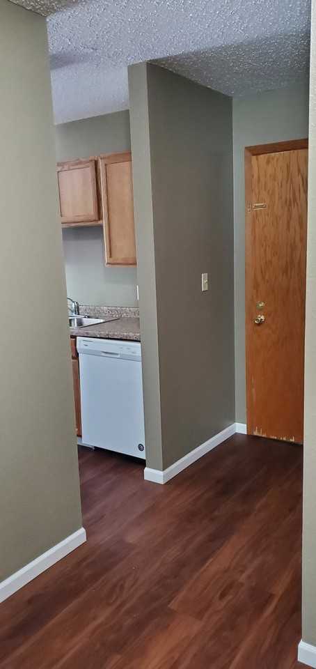 701 Lily Ln #303 - Photo 6 of 6