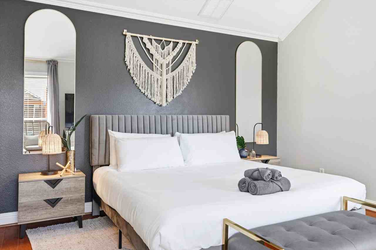 2720 Wild Grove Ln #NA - Photo 4 of 48