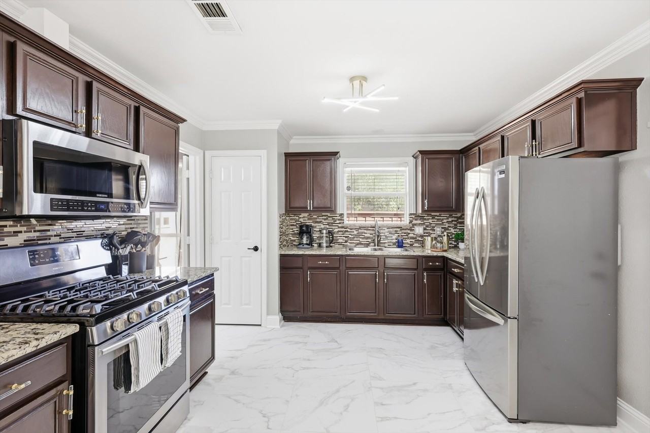 2720 Wild Grove Ln #NA - Photo 5 of 48