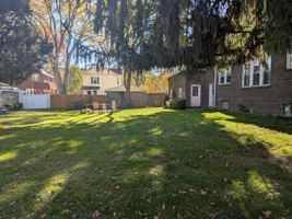 featured image of 208 Orchard Pl #1stFL