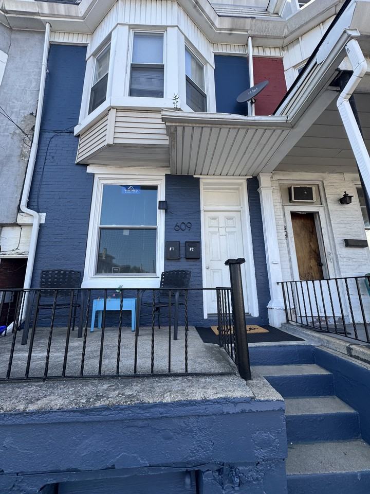 609 Lancaster Ave #2 - Photo 2 of 15