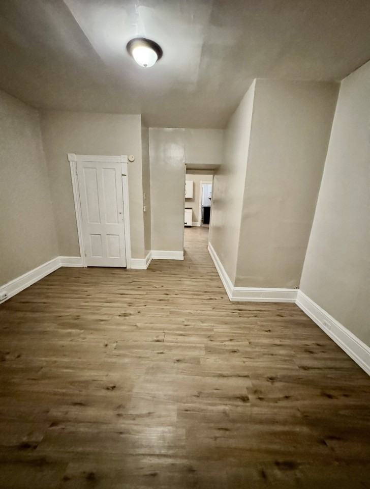 609 Lancaster Ave #2 - Photo 6 of 15