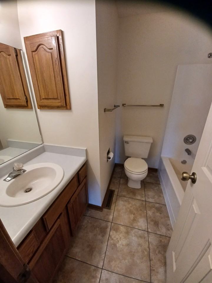 4130 S 58th St #4130 - Photo 7 of 10