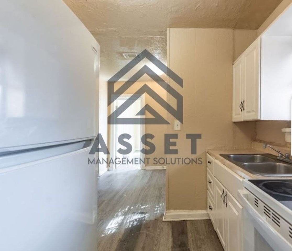 912 Sw 35th St - Photo 6 of 27