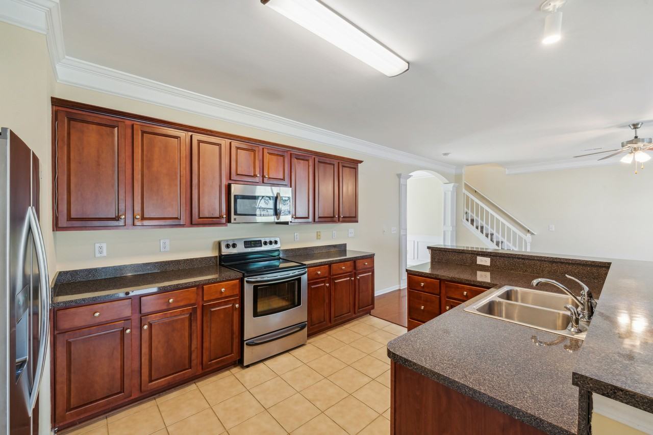 9520 Mintworth Ave #NA - Photo 5 of 31