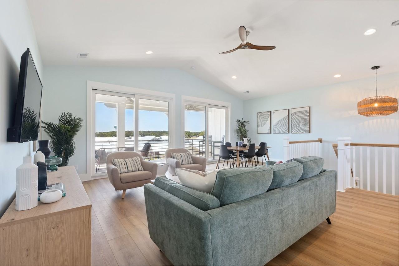 1038 The Coastal Palm @ 1038 Fort Fisher Blvd S, #C - Photo 6 of 30