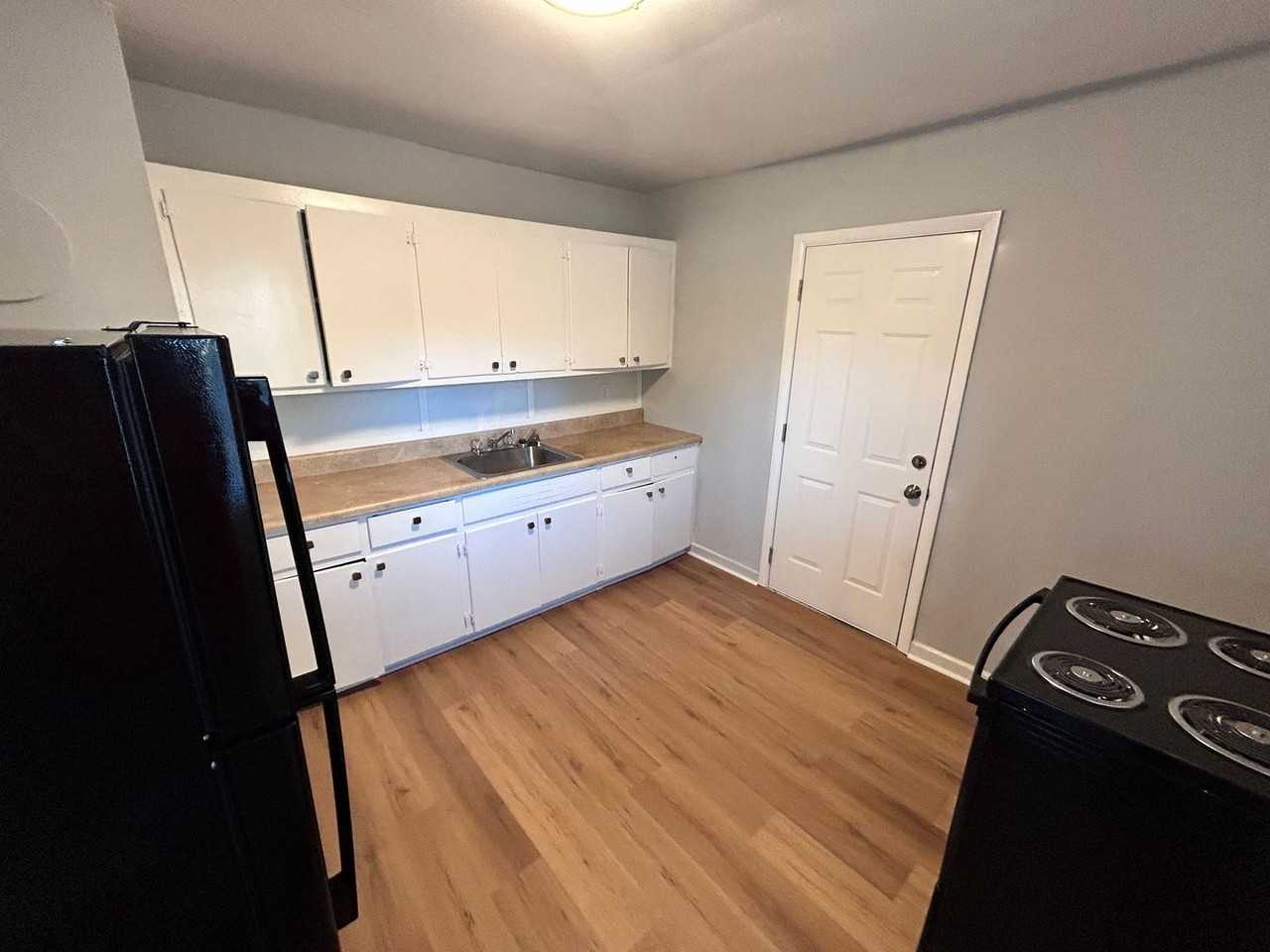 412 Oates St - Photo 6 of 7