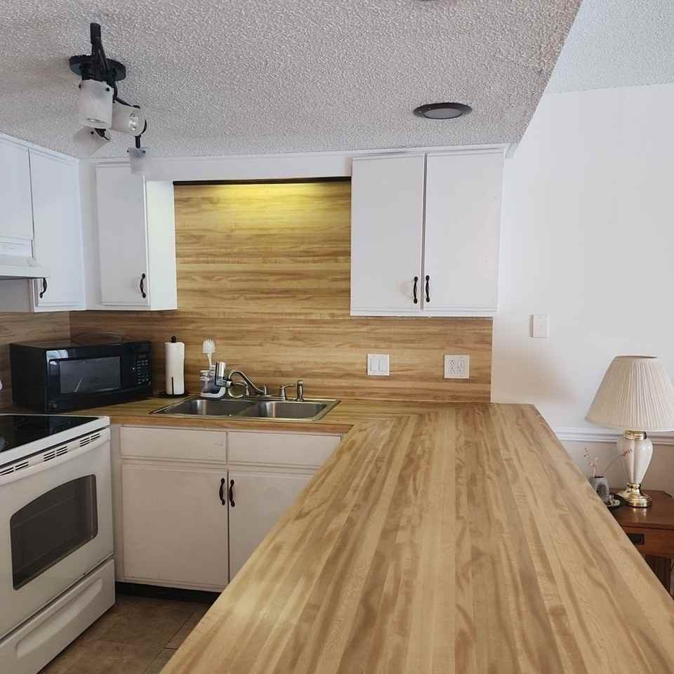 1300 Deer Creek Rd #C - Photo 6 of 20