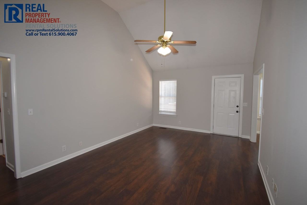2090 Bolden Drive - Photo 5 of 22